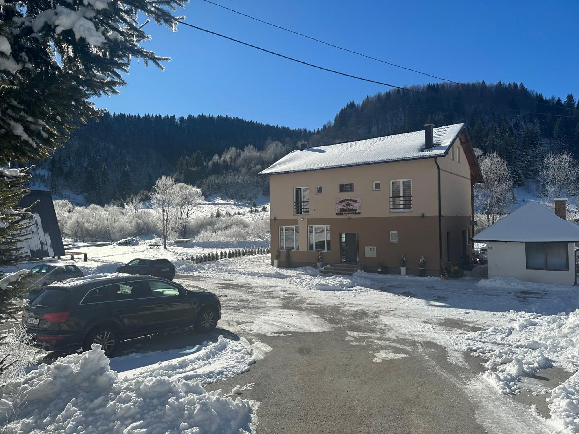 Apartman - Sobe Tiha Luka, Bjelašnica Kültér fotó